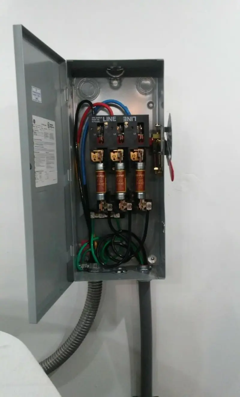 Three-phase disconnect switch installed for Electrical Wiring & Rewiring in Arlington Heights